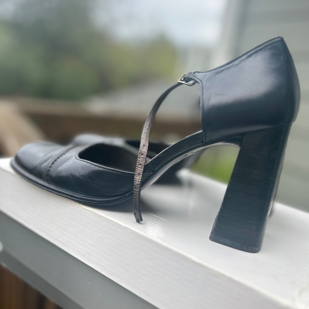 Charles David | Black Leather Mary Jane Heels 7.5